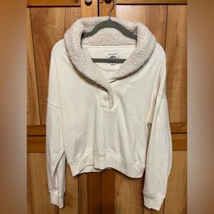 American Eagle Outfitters Cream Sherpa Pullover